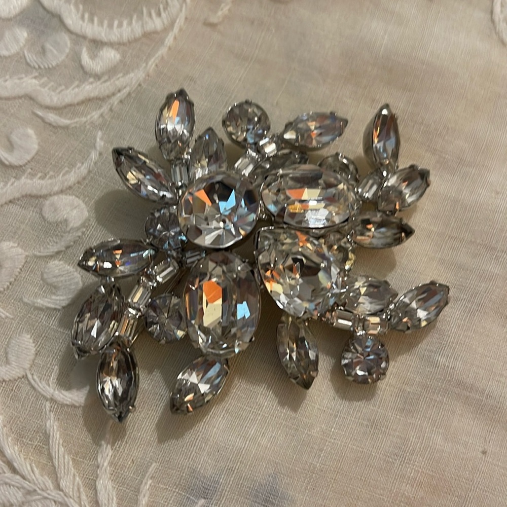 Kramer vintage large rhinestone brooch